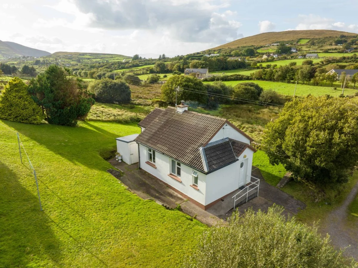 Drom West,Glenbeigh,Killarney,Co. Kerry, Glenbeigh, Co. Kerry - Image 1